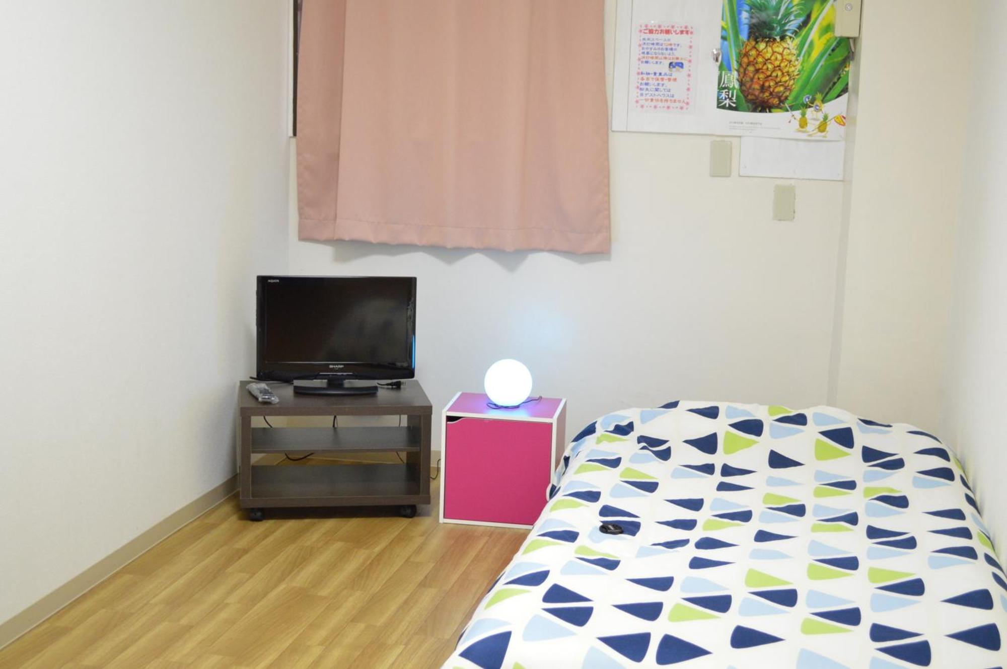 Guest House Fukutomi - Female Only Naha Exterior foto